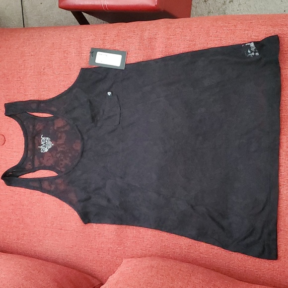 💙4/$20  NWT Silver Icing Tank - Picture 1 of 5